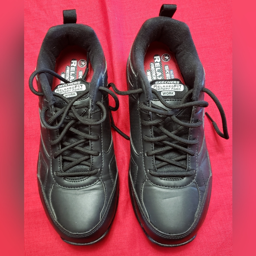 Skechers Black Womens Work Shoes Memory Foam Slip Resistant Womens  8.5 7200W